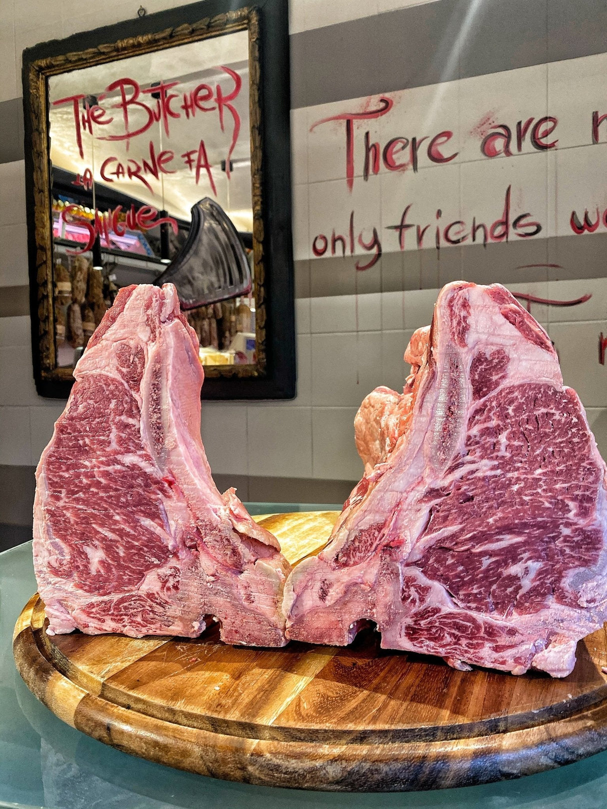 carne di bovino di razza black angus allevato con una dieta vegetariana