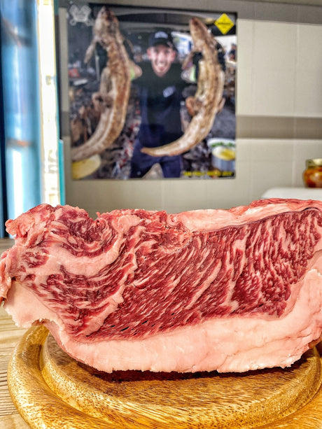 taglio di carne con un livello di sangue alto: f4